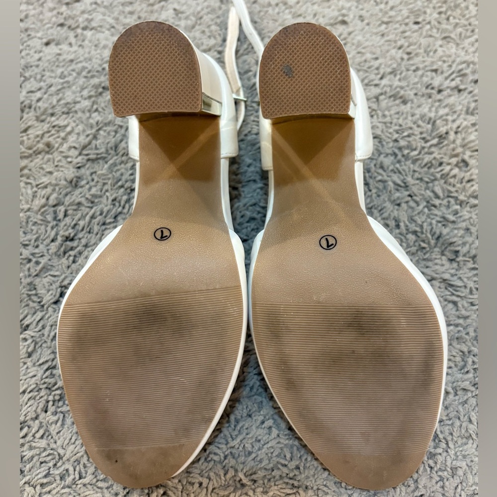 🤍Lulus • off white heels • 7 • EUC - Picture 8 of 9